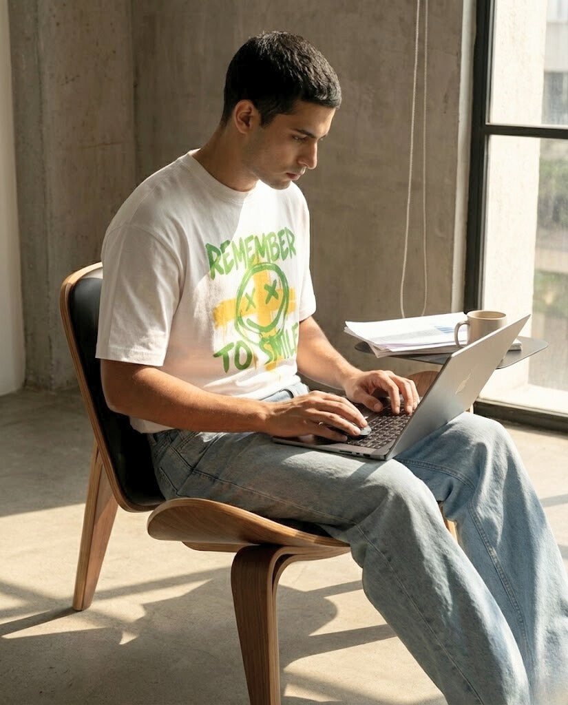 Remember To Smile Off-White Graphic Streetwear T-Shirt